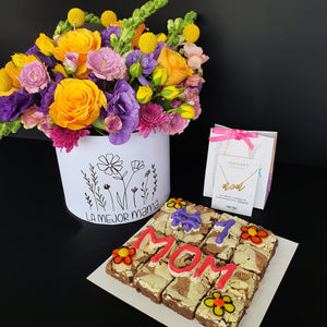 CAJA FLORAL MEDIANA + 16 CHEESECAKE BROWNIES